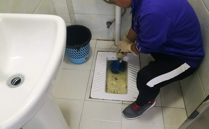 郁南疏通蹲坑